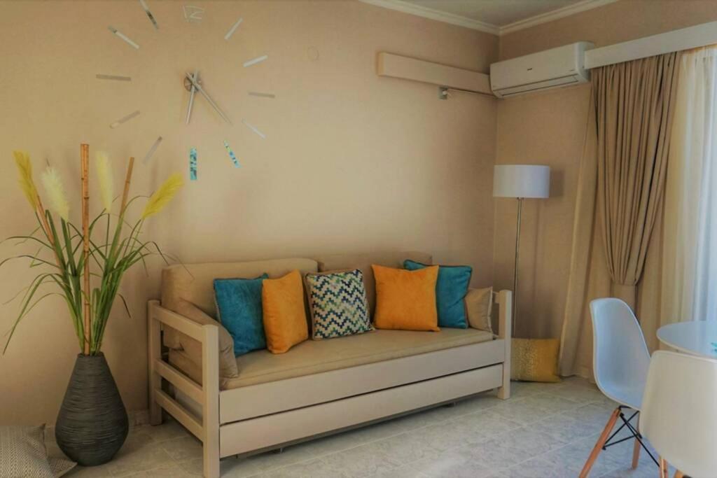קרפאטוס Remvi Deluxe Apartment 104 With Sea View מראה חיצוני תמונה